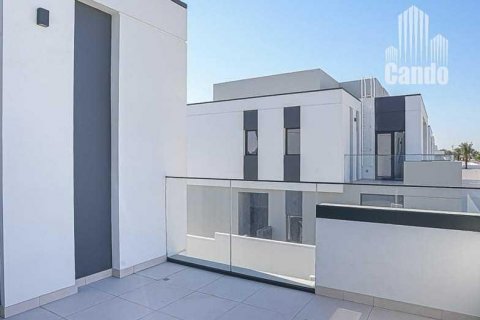 Appartamento in affitto a Al Furjan, Dubai, EAU 4 camere da letto, 358.4 mq. № 610805 - foto 21