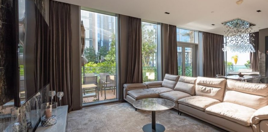 Apartment in Dubai, UAE 4 bedrooms, 252.37 sq.m. № 623251