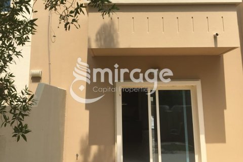 Řadový dům v Al Reef, Abu Dhabi, SAE 2 ložnice, 117.3 m² Č.: 597178 - fotografie 1