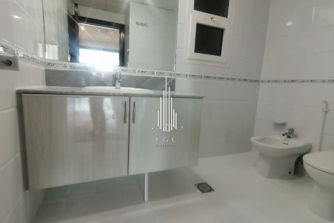 Byt v Hamdan Street, Abu Dhabi, SAE 3 ložnice, 244.3 m² Č.: 572808 - fotografie 22