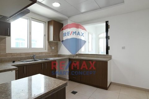 Vila v Al Ghadeer, Abu Dhabi, SAE 4 ložnice, 321 m² Č.: 573015 - fotografie 4