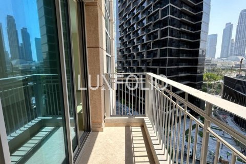 Apartment in Downtown Dubai (Downtown Burj Dubai), Dubai, UAE 2 bedrooms, 122 sq.m. № 627455 - photo 4