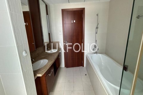Apartment in Downtown Dubai (Downtown Burj Dubai), Dubai, UAE 2 bedrooms, 122 sq.m. № 627455 - photo 11