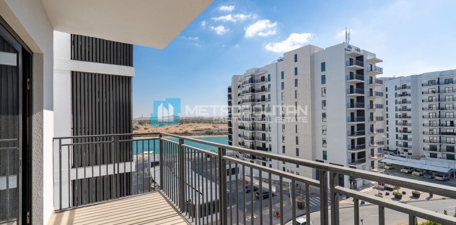 Apartment on the Yas Island, Abu Dhabi, UAE 1 bedroom, 64 sq.m. № 594260