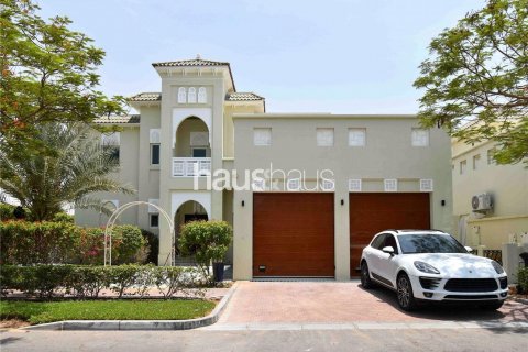 Müüa villa asukohaga Al Furjan, Dubai, AÜE: 4 magamistoaga, 455 m² Nr 625218 - pilt 1