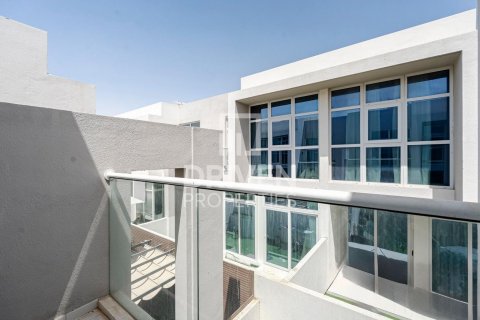 Vila v DAMAC Hills (Akoya by DAMAC), Dubai, SAE 3 ložnice, 112 m² Č.: 602657 - fotografie 13