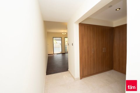 Appartamento in vendita a Culture Village, Dubai, EAU 3 camere da letto, 197.5 mq. № 447988 - foto 15