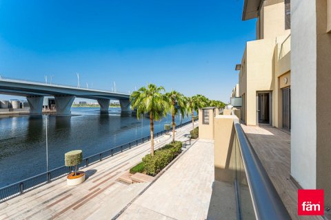 Appartamento in vendita a Culture Village, Dubai, EAU 3 camere da letto, 197.5 mq. № 447988 - foto 4