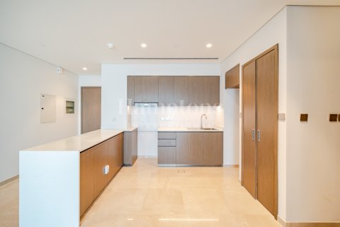 Apartment in Palm Jumeirah, Dubai, UAE 1 bedroom, 72.87032611 sq.m. № 584147 - photo 9