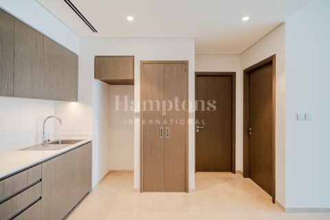 Apartment in Palm Jumeirah, Dubai, UAE 1 bedroom, 72.87032611 sq.m. № 584147 - photo 8
