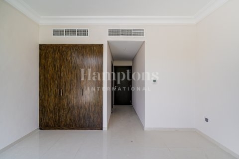 Vilë në DAMAC Hills (Akoya by DAMAC), Dubai, Emiratet e Bashkuara Arabe 6 dhoma gjumi, 350.05850400 m2. № 584149 - Foto 18