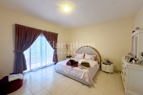Vilë në Meadows, Dubai, Emiratet e Bashkuara Arabe 4 dhoma gjumi, 380.80939700 m2. № 584152 - Foto 9