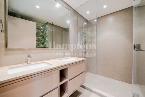 Apartment in Palm Jumeirah, Dubai, UAE 2 bedrooms, 105.32970528 sq.m. № 584148 - photo 15