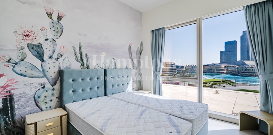 Apartment in Palm Jumeirah, Dubai, UAE 2 bedrooms, 105.33 sq.m. № 584148