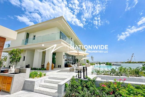 Vila u gradu Abu Dhabi, UAE 4 spavaće sobe, 266 m2 Br. 595633 - Slika 1