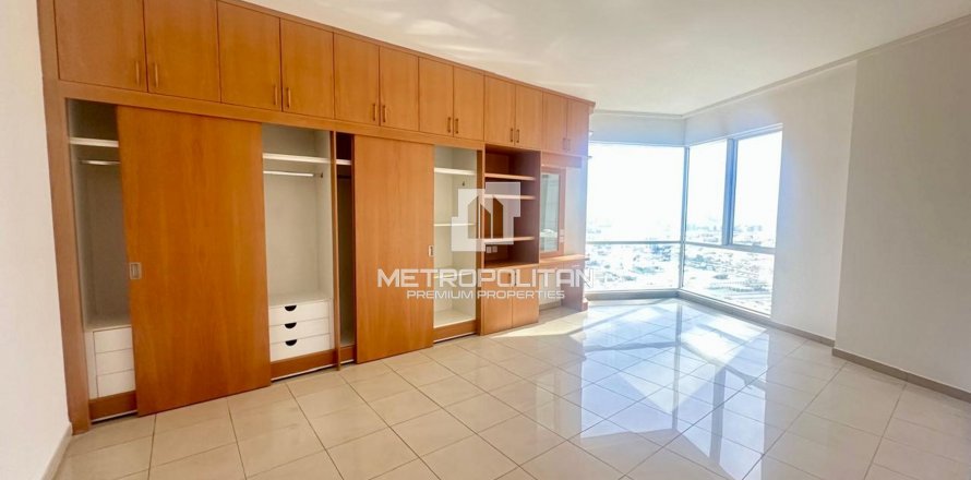 阿联酋 Dubai Sheikh Zayed Road 公寓  2 卧, 224 平方米 , 编号 592997