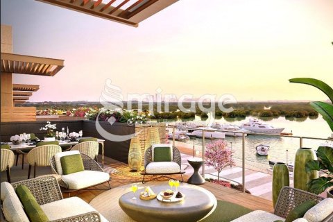 Řadový dům v Abu Dhabi, SAE 4 ložnice, 551 m² Č.: 596741 - fotografie 2