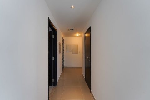 Pronë komerciale në Al Reef, Abu Dhabi, Emiratet e Bashkuara Arabe 5 dhoma gjumi, 273 m2. № 594657 - Foto 10
