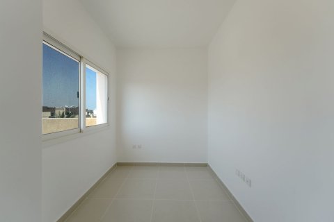 Pronë komerciale në Al Reef, Abu Dhabi, Emiratet e Bashkuara Arabe 5 dhoma gjumi, 273 m2. № 594657 - Foto 17