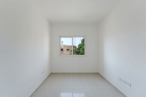 Pronë komerciale në Al Reef, Abu Dhabi, Emiratet e Bashkuara Arabe 5 dhoma gjumi, 273 m2. № 594657 - Foto 13