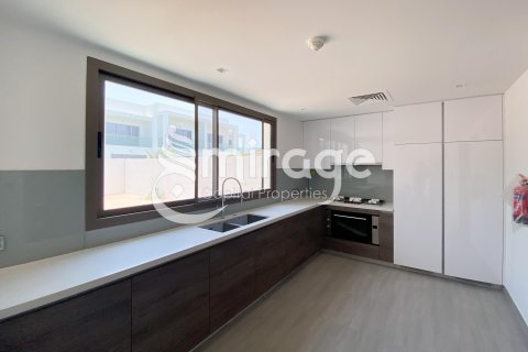 Duplex in vendita a Yas Island, Abu Dhabi, EAU 3 camere da letto, 390 mq. № 597109 - foto 10