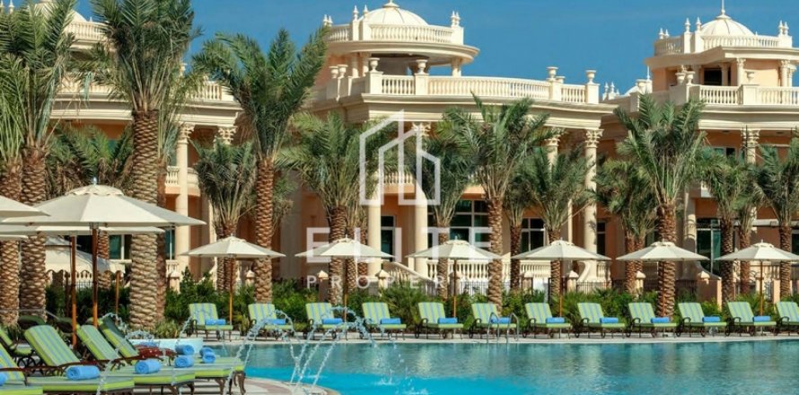 Korter asukohaga Dubai, AÜE: 4 magamistoaga, 527 m² Nr 623471