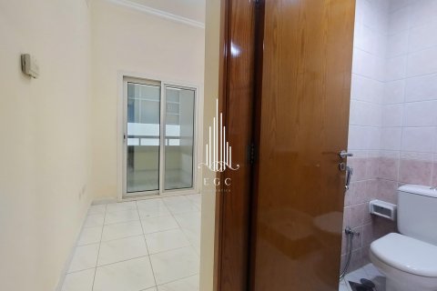 Apartmen di Al Najda Street, Abu Dhabi, UAE 3 bilik tidur, 195.1 meter persegi № 578699 - foto 14