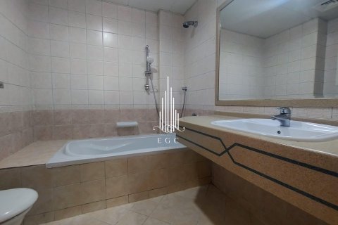 Apartmen di Al Najda Street, Abu Dhabi, UAE 3 bilik tidur, 195.1 meter persegi № 578699 - foto 19