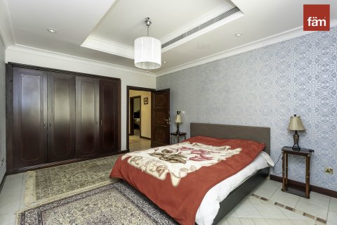 Vila di Palm Jumeirah, Dubai, UEA 4 kamar tidur, 622.4 m2 nomor 582837 - foto 25