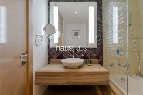 Apartament në Business Bay, Dubai, Emiratet e Bashkuara Arabe 2 dhoma gjumi, 141 m2. № 627167 - Foto 10