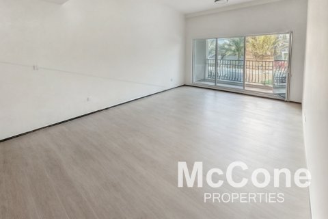 Apartemen di Umm Suqeim, Dubai, UEA 1 kamar tidur, 78.97 m2 nomor 586994 - foto 1