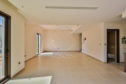 Villa til leje i Khalifa City, Abu Dhabi, UAE 4 soveværelser, 317 kvm № 615188 - foto 4