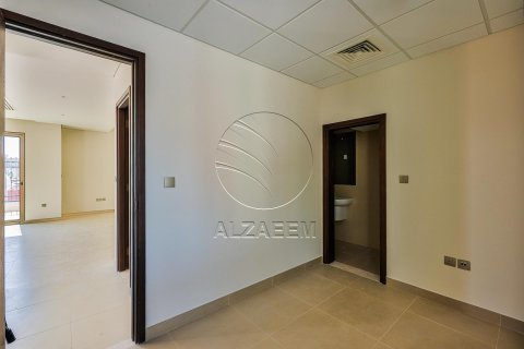 Villa til leje i Khalifa City, Abu Dhabi, UAE 4 soveværelser, 317 kvm № 615188 - foto 11