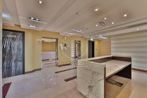 Commercial property til leje i Al Nahyan Camp, Abu Dhabi, UAE 636 kvm № 615189 - foto 5