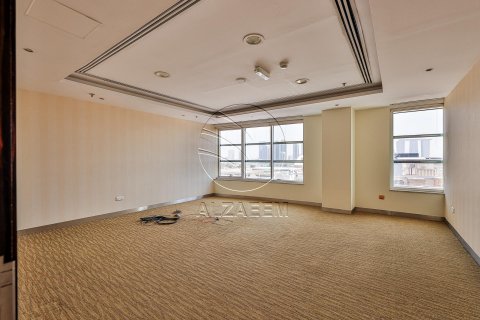 Commercial property til leje i Al Nahyan Camp, Abu Dhabi, UAE 636 kvm № 615189 - foto 20