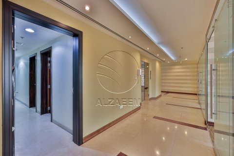 Commercial property til leje i Al Nahyan Camp, Abu Dhabi, UAE 636 kvm № 615189 - foto 21