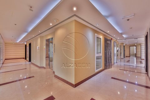Commercial property til leje i Al Nahyan Camp, Abu Dhabi, UAE 636 kvm № 615189 - foto 1