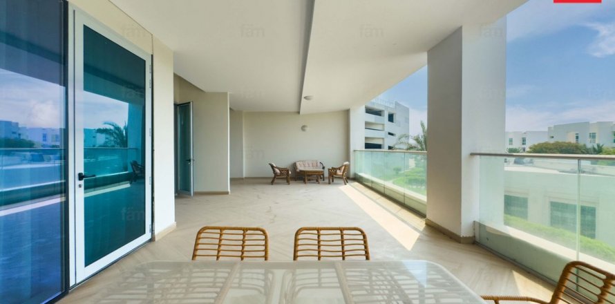 Byt v Al Sufouh, Dubai, SAE 2 ložnice, 198.8 m² Č.: 544894