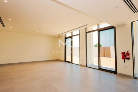 Vila v Abu Dhabi, SAE 4 ložnice, 912.5 m² Č.: 555141 - fotografie 3