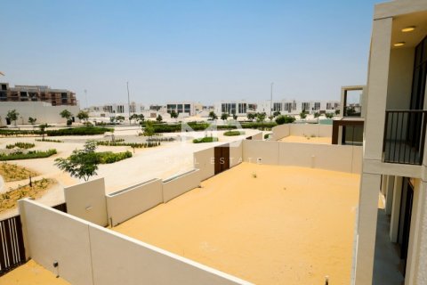 Vila v Abu Dhabi, SAE 4 ložnice, 912.5 m² Č.: 555141 - fotografie 9