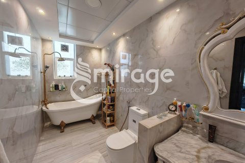 Vila v Khalifa City, Abu Dhabi, SAE 3 ložnice, 418.1 m² Č.: 550214 - fotografie 14