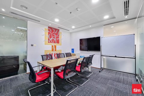 Office in Dubai, UAE 1128.4 sq.m. № 585503 - photo 10