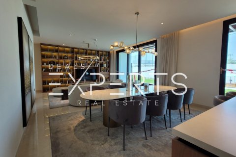 Vilë në Saadiyat Island, Abu Dhabi, Emiratet e Bashkuara Arabe 5 dhoma gjumi, 537.9 m2. № 566335 - Foto 5