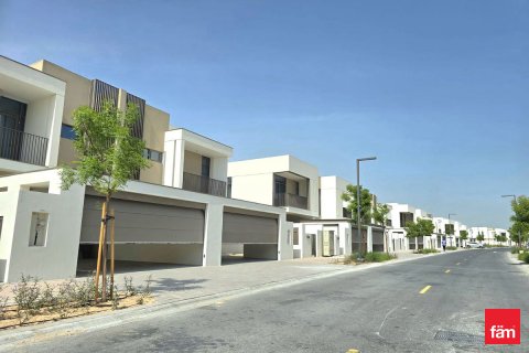 Villa sa Al Furjan, Dubai, UAE 4 silid-tulugan, 360.5 sq.m. № 624945 - larawan 5