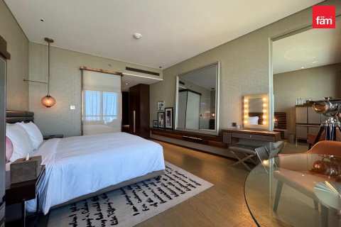 Apartment in Business Bay, Dubai, UAE 43.9 sq.m. № 591536 - photo 2