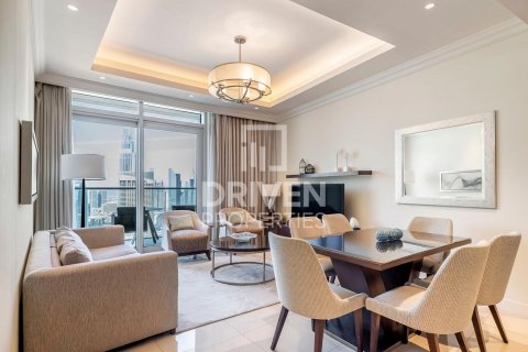 דירה למכירה ב Downtown Dubai (Downtown Burj Dubai), Dubai, איחוד האמירויות  2 חדרי שינה, 126 מ"ר, מספר 602021 - תמונה 4