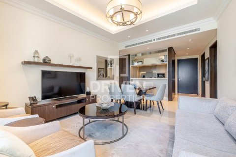 דירה למכירה ב Downtown Dubai (Downtown Burj Dubai), Dubai, איחוד האמירויות  2 חדרי שינה, 126 מ"ר, מספר 602021 - תמונה 3