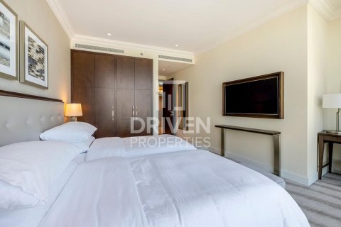 דירה למכירה ב Downtown Dubai (Downtown Burj Dubai), Dubai, איחוד האמירויות  2 חדרי שינה, 126 מ"ר, מספר 602021 - תמונה 9