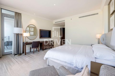 דירה למכירה ב Downtown Dubai (Downtown Burj Dubai), Dubai, איחוד האמירויות  2 חדרי שינה, 126 מ"ר, מספר 602021 - תמונה 14