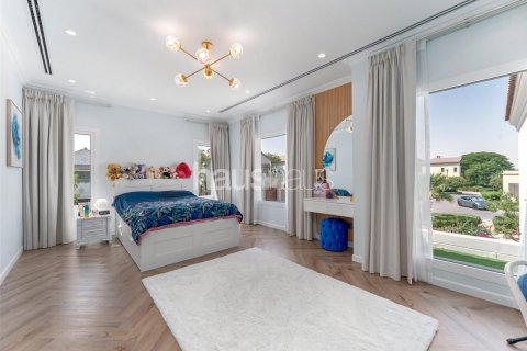 Vila v Jumeirah Golf Estates, Dubai, SAE 5 ložnice, 562 m² Č.: 626200 - fotografie 15